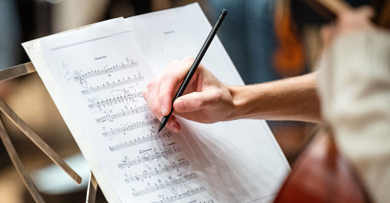 05.11.2021 Weimar: Probe des Sinfonieorchesters der Hochschule für Musik Franz Liszt HfM. Foto: Thomas Müller